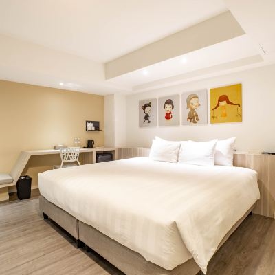 SOHO雙人房(無窗) Hotel PaPa whale - 高雄美麗島館優惠