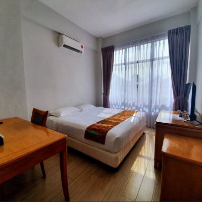 Standard King Room Kupon Adena Beach Resort