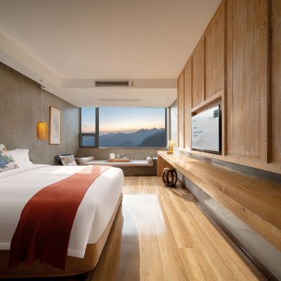 日出觀雲 · 山景大床房 武當山太和紫隱酒店優惠