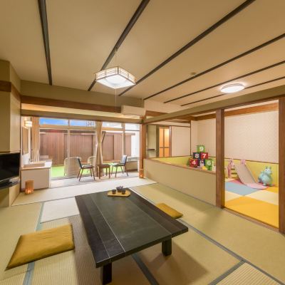 【禁煙】スーペリア和室キッズルーム 内風呂あり(眺望なし) 湯快リゾート 南紀白浜温泉 白浜彩朝楽〈プレミアム〉 クーポン