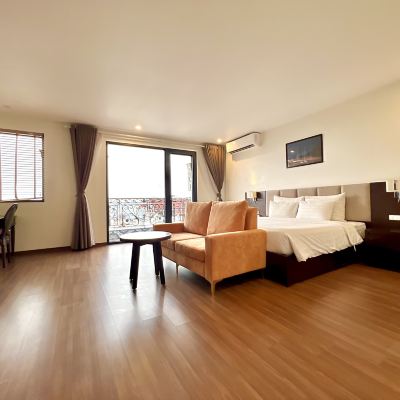 行政套房帶陽台 內排百麗宮大飯店 - 附游泳池優惠