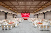Luoding Star Hotel