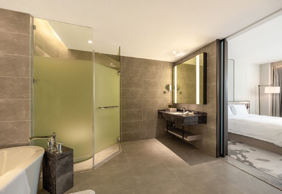 琥珀臻选客房（戴森吹风机+浴缸+宝格丽洗漱套装）