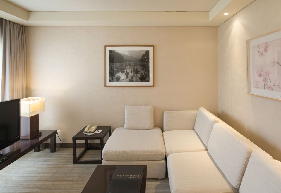 InterContinental Hotels ALPENSIA PYEONGCHANG RESORT by IHGJunior Suite