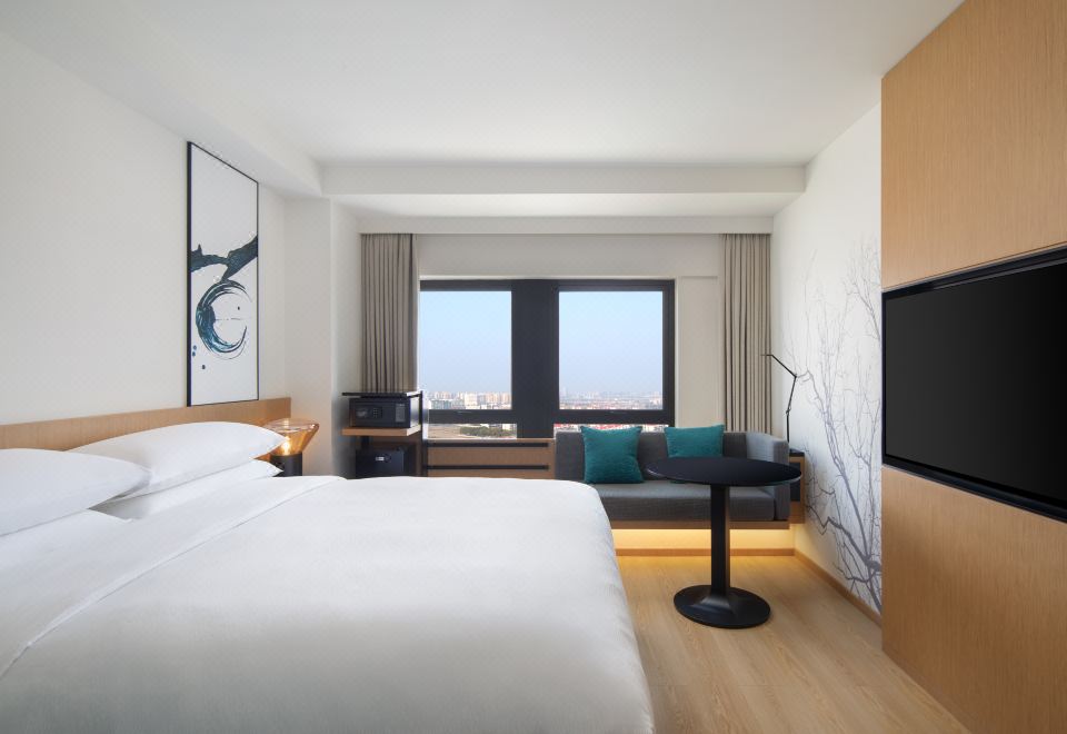 标准大床房-自在90°城景