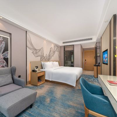 高級大床房-芝華仕深度睡眠床墊+落地城景 萊卡飯店（深圳東站布吉老街店）優惠