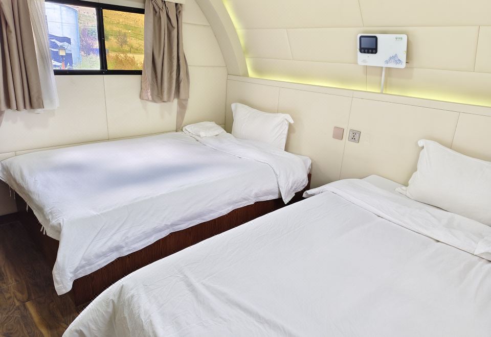 Pingcuo kangsang Everest base camp oxygen rich HotelOxygen Diffusion, Camping Star Gazing Twin Bed Rv (Scenic View Terrace + Sunshade)