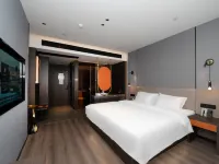 Yilai Hotel (Liling No. 1 Middle School No. 1 Riverside Scenic Area) Hotels in Liling