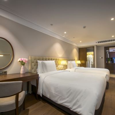 寧靜大床和雙床套房（2臥室） AHG 峴港阿爾塔拉套房飯店優惠