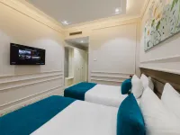 Zarafshon Parkside Hotels in Samarkand