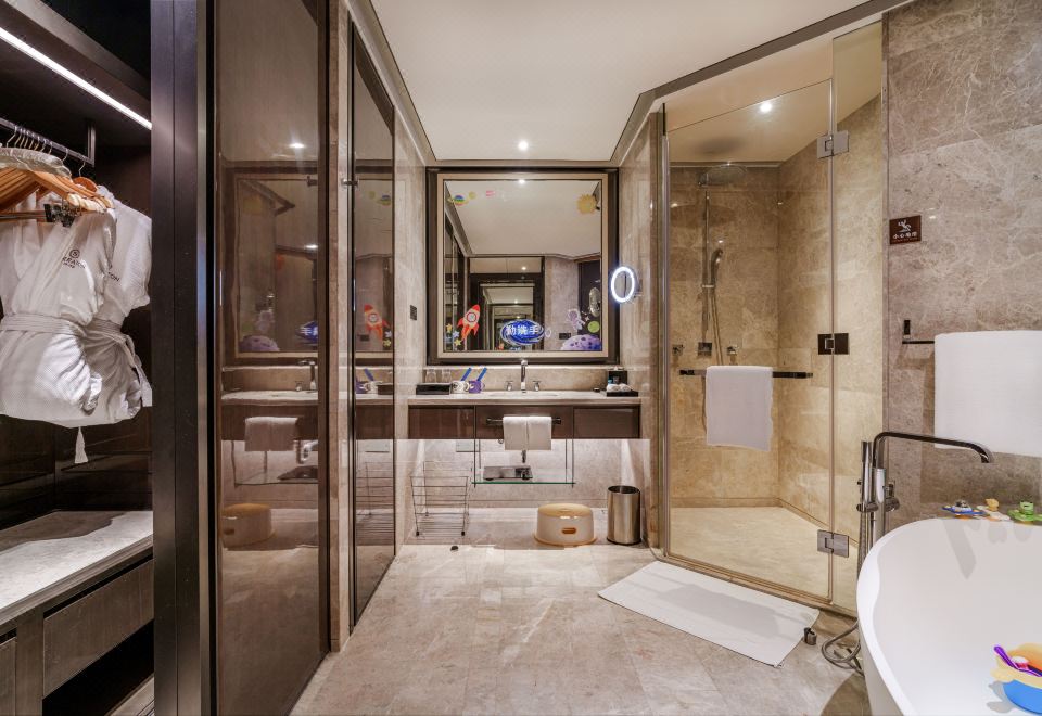 Sheraton Zhuhai HotelInterstellar Space Deluxe King Room