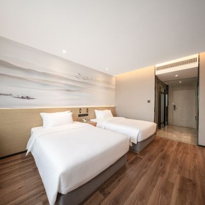 高空城景溫馨家庭房〔大小床+閩南茶具+沙發+藍牙音箱+乾濕分離〕 廈門華夏麗呈飯店優惠