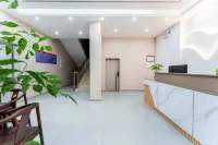 Chayu Hongsheng Hotel