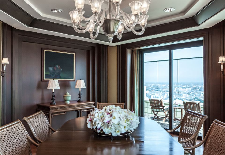 The Peninsula BangkokThe Grand Terrace Suite