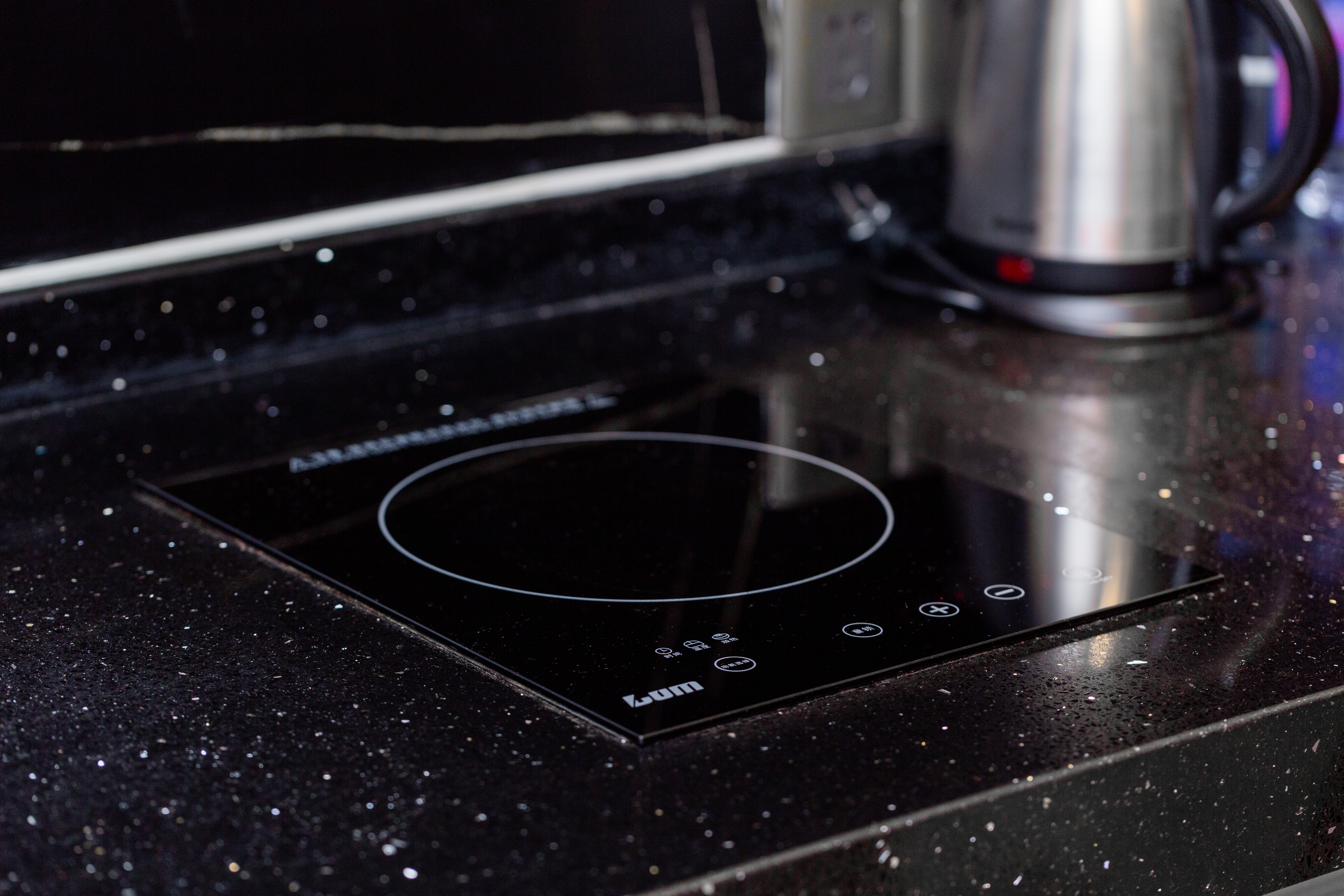 宽景露台?两室一厅公寓套房