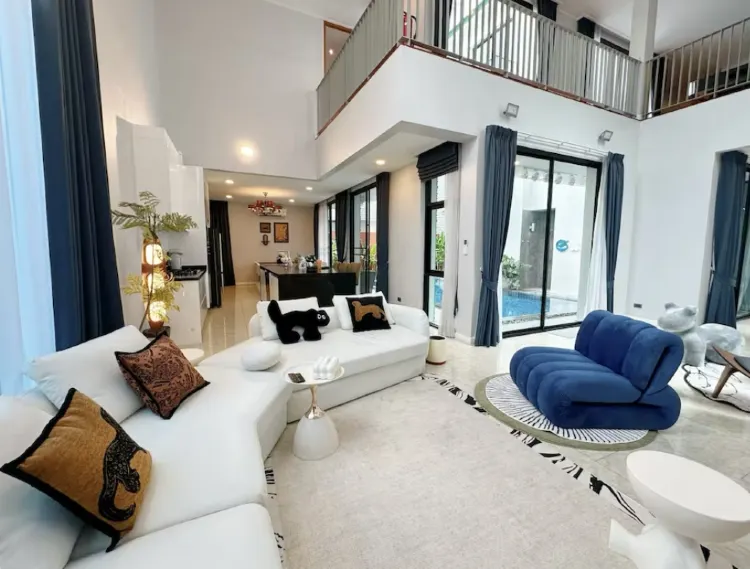 วิลล่า 7 ห้องนอน พร้อมสระว่ายน้ำ