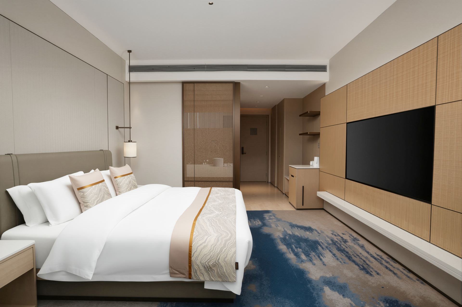 Queen Room
