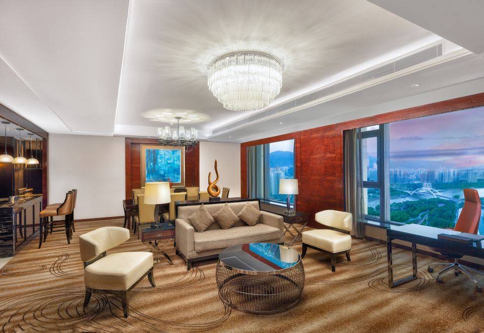 皇冠豪華黃河景套房