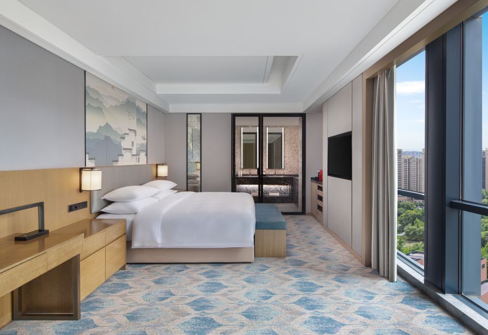 Courtyard by Marriott Hangzhou XiaoshanFeatured Executive Room (Double bed)