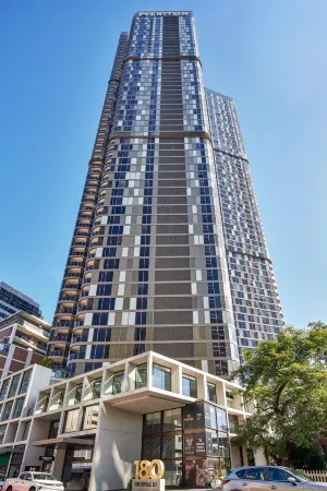 Meriton Suites George Street