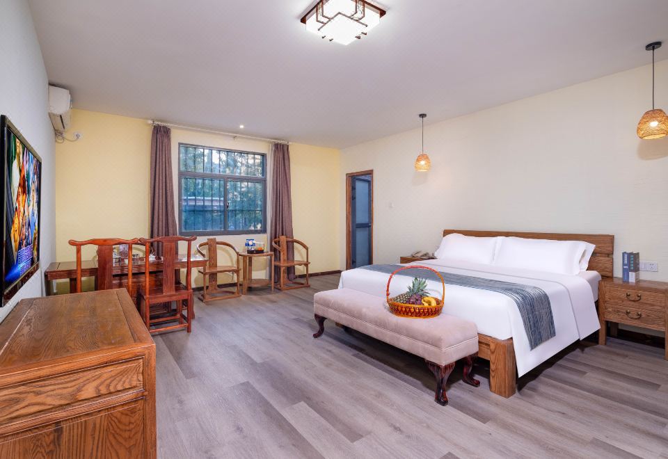 隐居繁华-汤池木屋