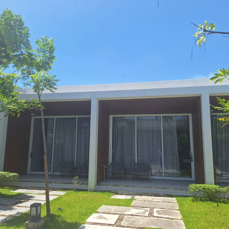 ห้องเตียงคู่ติดสวน เลเชอร์