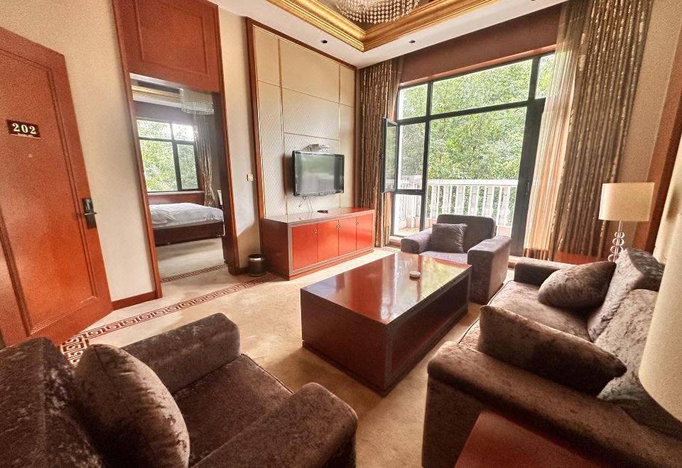 豪华套房（独立温泉泡池）