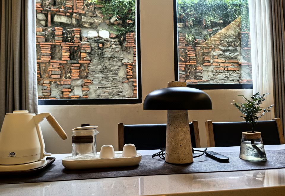 三聖宮·巷遇投影雙床房