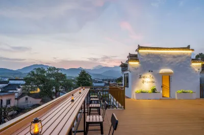 Hongcun Lane Wang·Light Luxury Holiday Homestay (Yuenuma Branch) Hotele w: In Hongcun scenic area