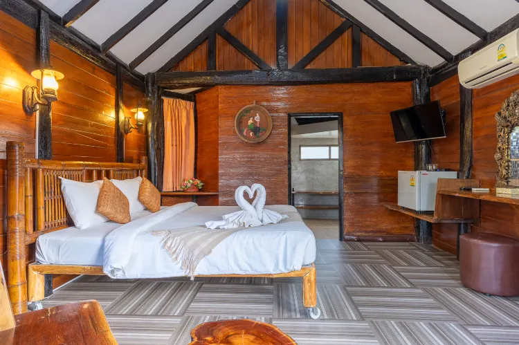 Deluxe Cottage Double Bed