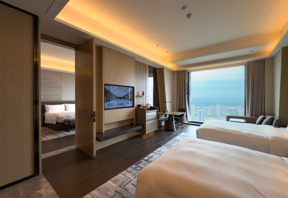 2室3床房| 高空联通自由空间+狮鹫玩偶