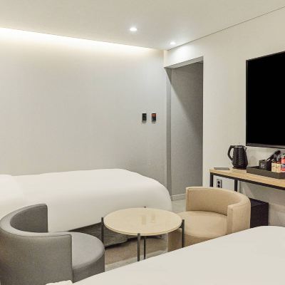 패밀리 트윈 (에이스 침대+퀸And슈퍼싱글 트윈베드+65인치UHDTV+넷플릭스 이용가능) Chuncheon Number 25 Namchuncheon Branch 쿠폰