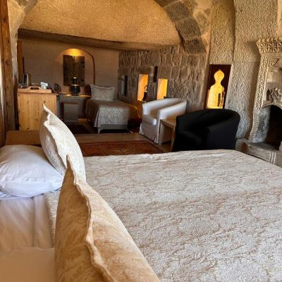 高級套房 基斯塔洞穴酒店優惠