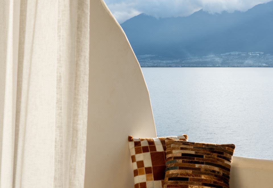 圣托里尼·放牧心灵大床房【海景洞穴泡池+连通露台】