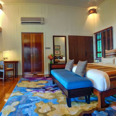 Villa dengan Kolam Renang Kecil Kupon Bunga Raya Island Resort & Spa