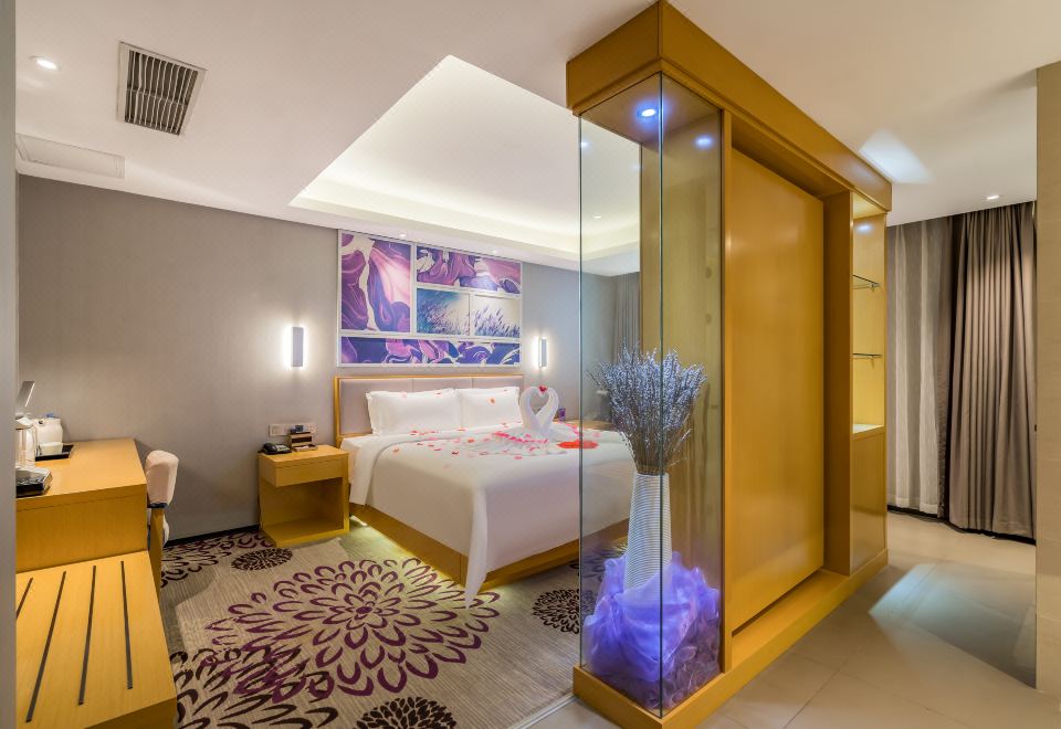 浪漫优享房（小度全屋智能+小冰箱+可投屏）