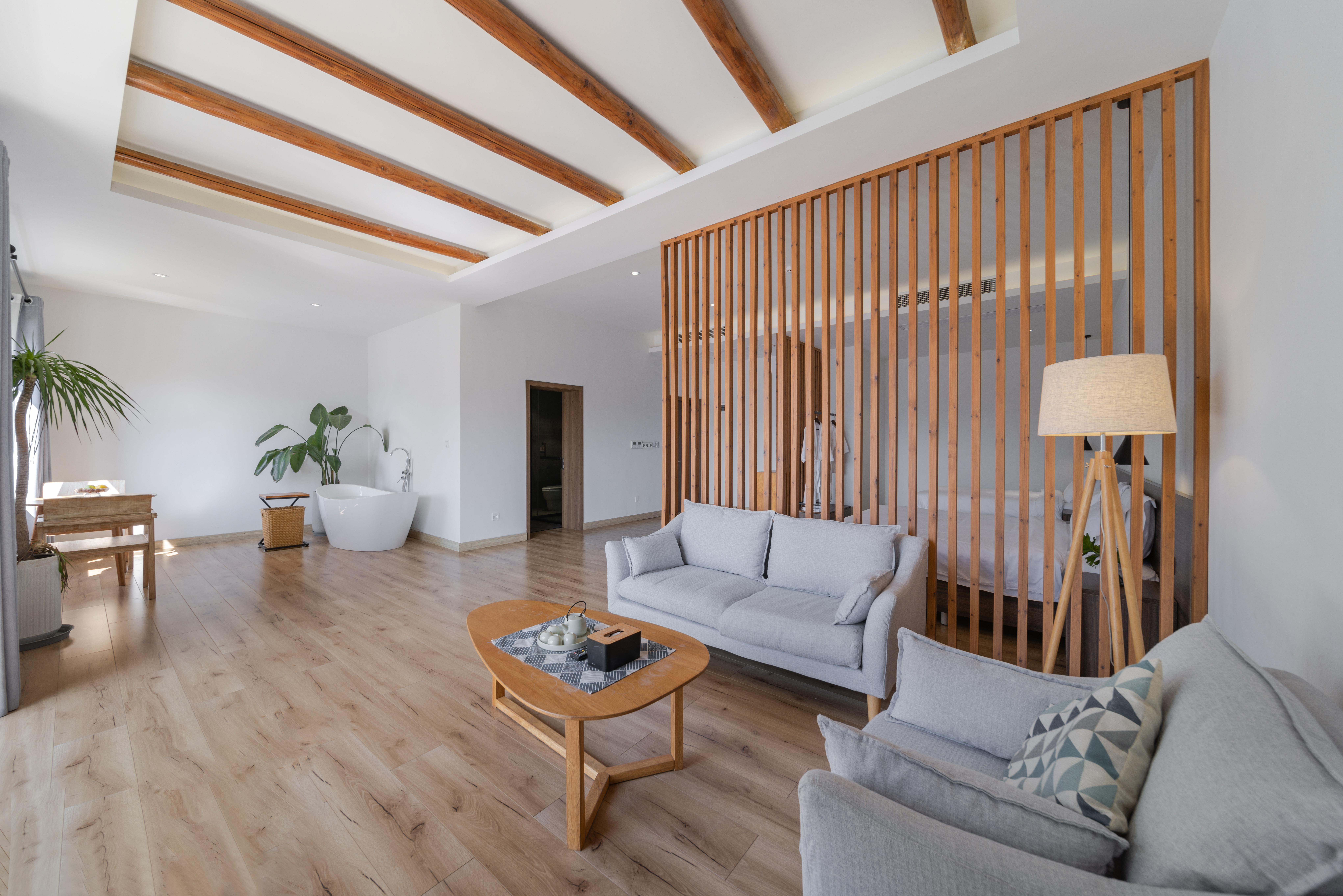 追霞湖景亲子房（全景落地玻璃+浴缸）