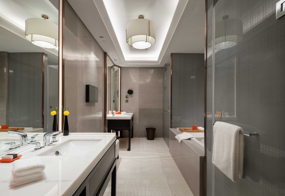 玉蘭苑中吳大套房