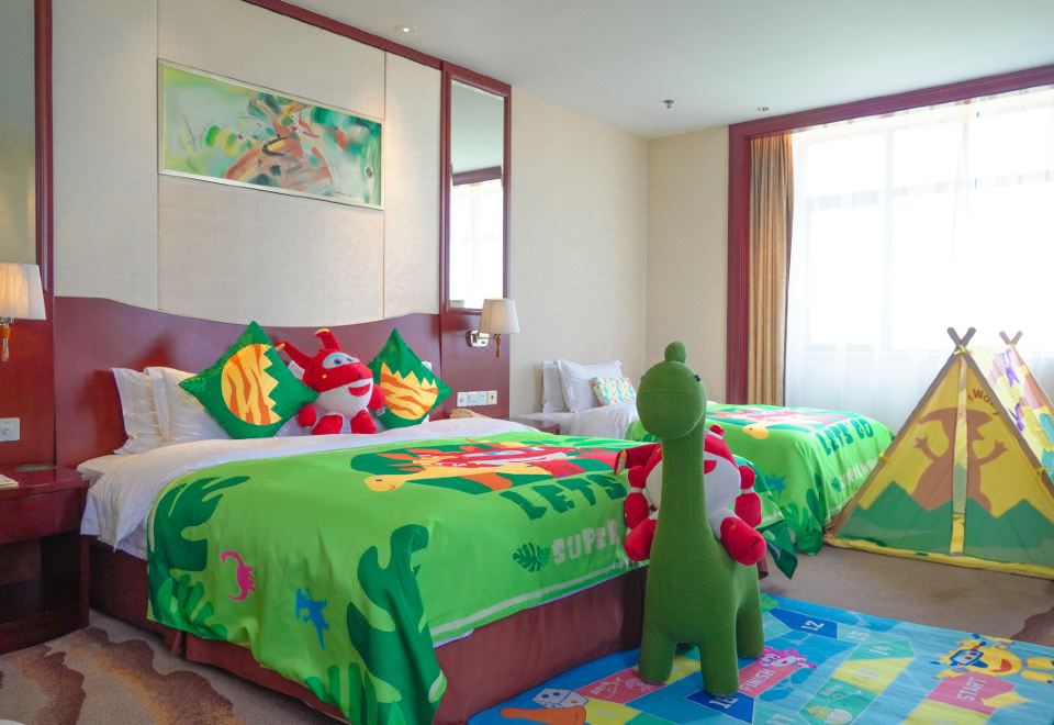 超级飞侠恐龙主题豪华亲子房