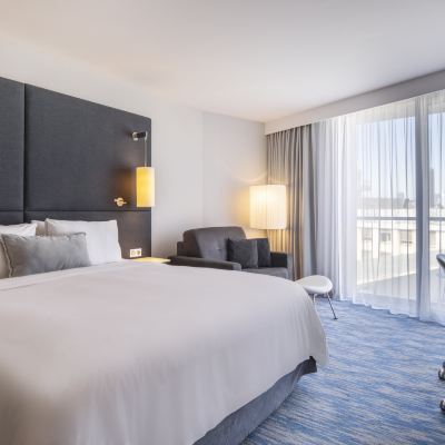 Prestige Balcony Room Renaissance Paris Arc de Triomphe Hotel Promo Code