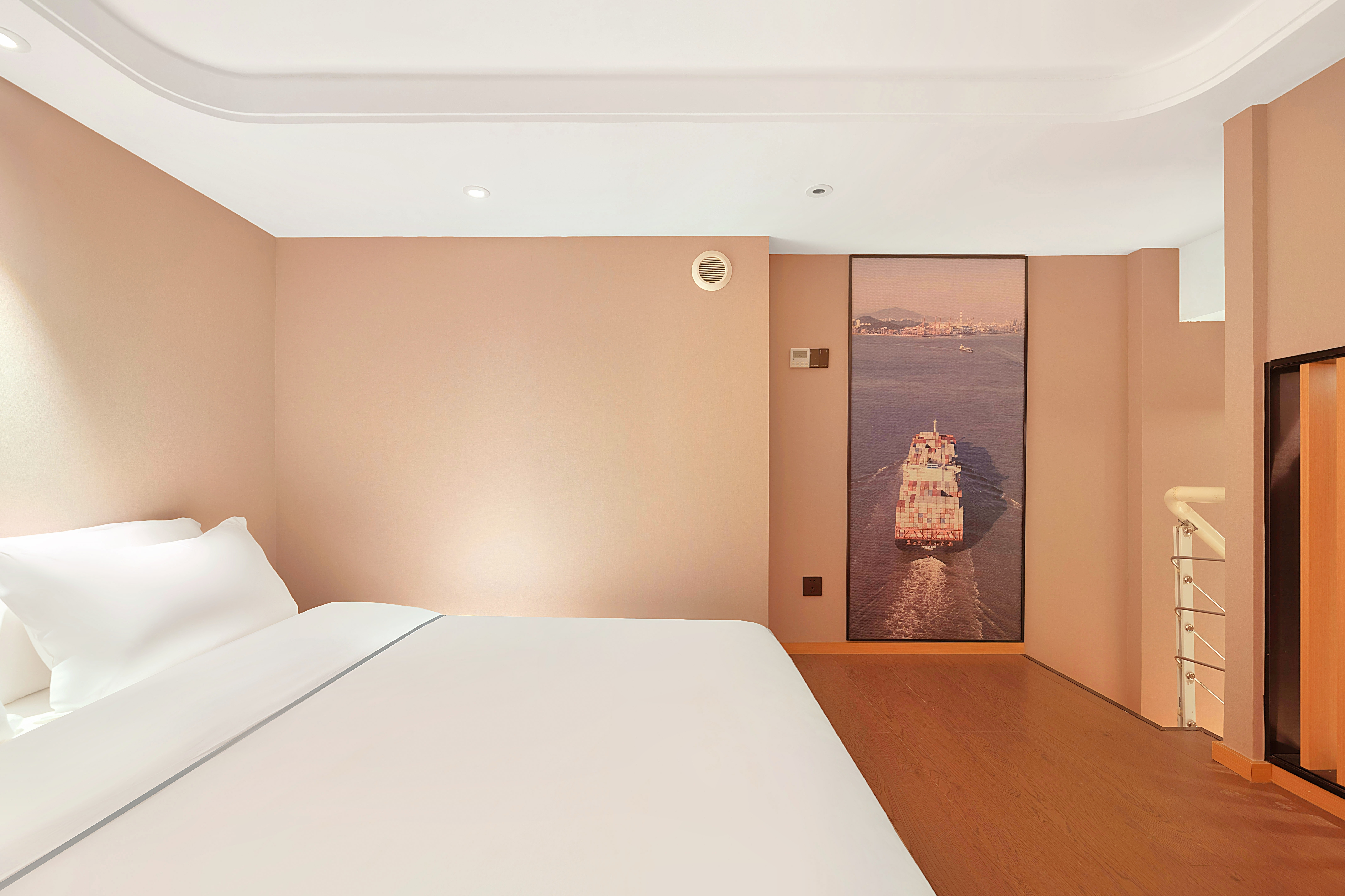 雅致复式双床家庭套房