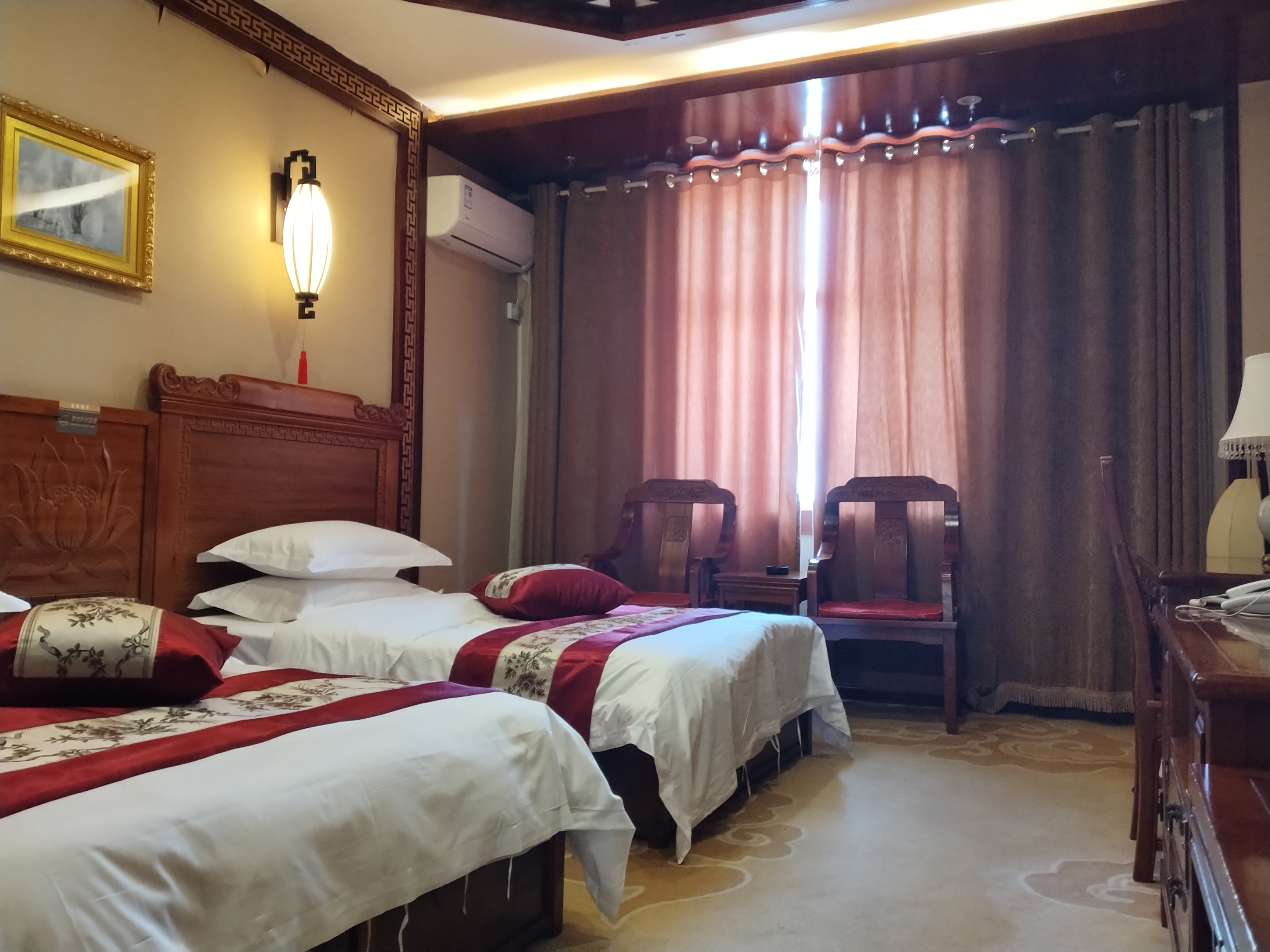 神韵豪华三人间（空调+供氧）