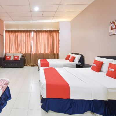 Suite Keluarga Kupon OYO 89588 Destiny Riverside Hotel