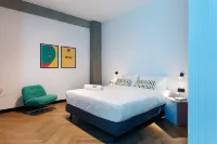 Retroverse Eccentric Stay Hotels in 