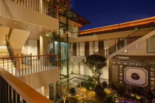 YunLin Hotel