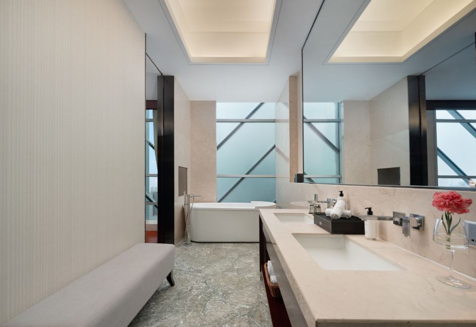 Lia! By Minyoun Chengdu Rezen Hotel (Chunxi Taikoo Li Store)Smart Suite (Double Bed)