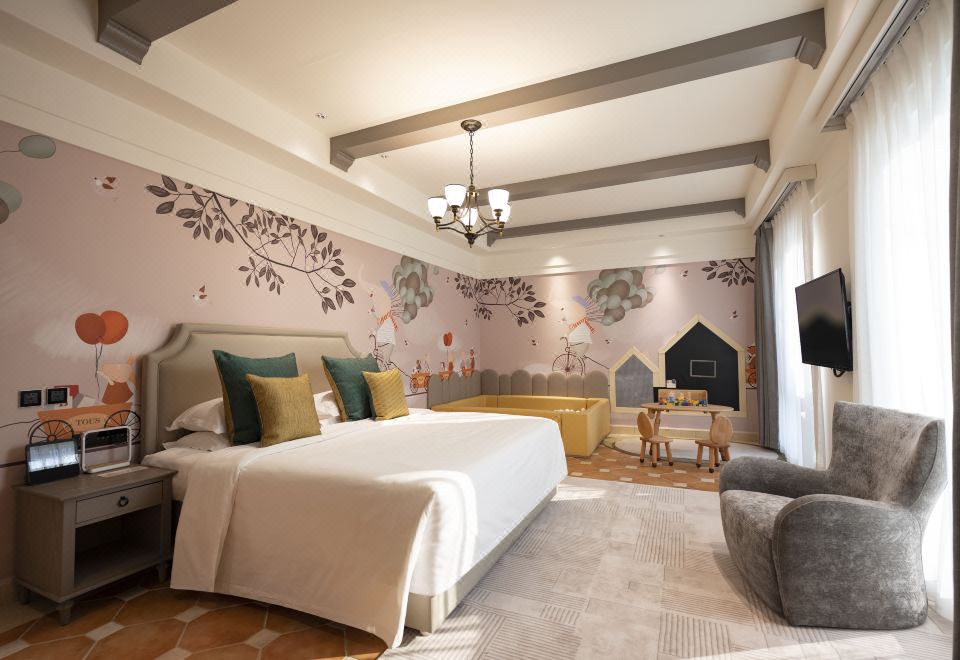 Beijing Placid Lake Resort HotelPrivate Courtyard Family Room With Private Hot Spring