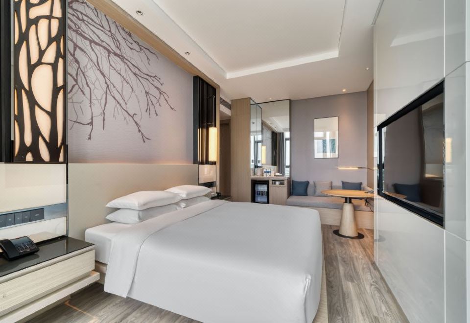 Courtyard By Marriott Hangzhou XihuPremier King Room