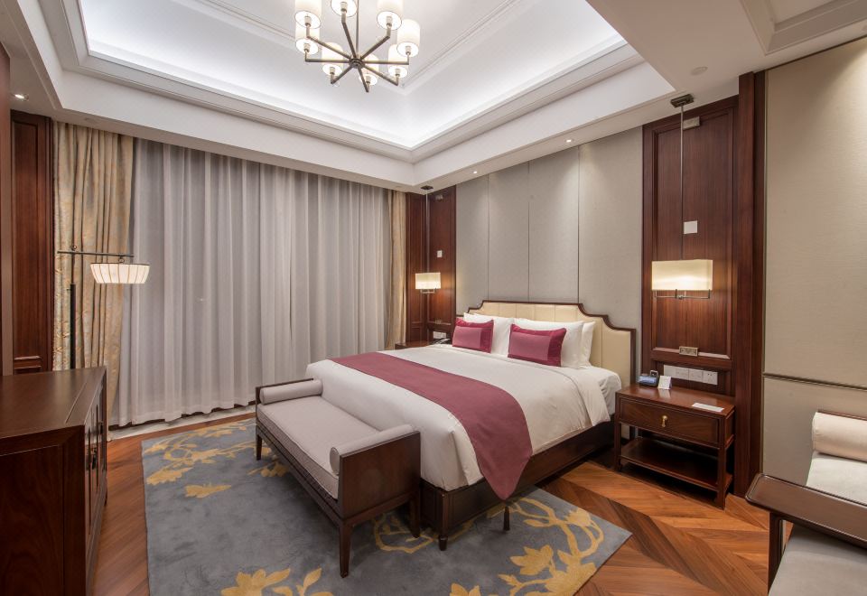 玉蘭苑中吳大套房