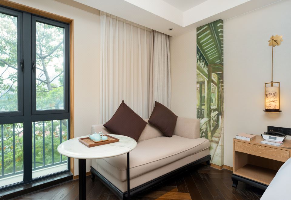 兰庭·江景大床房（180°观景+观景浴缸+高奢洗护品）